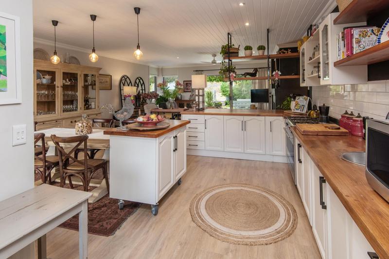 3 Bedroom Property for Sale in Voelklip Western Cape